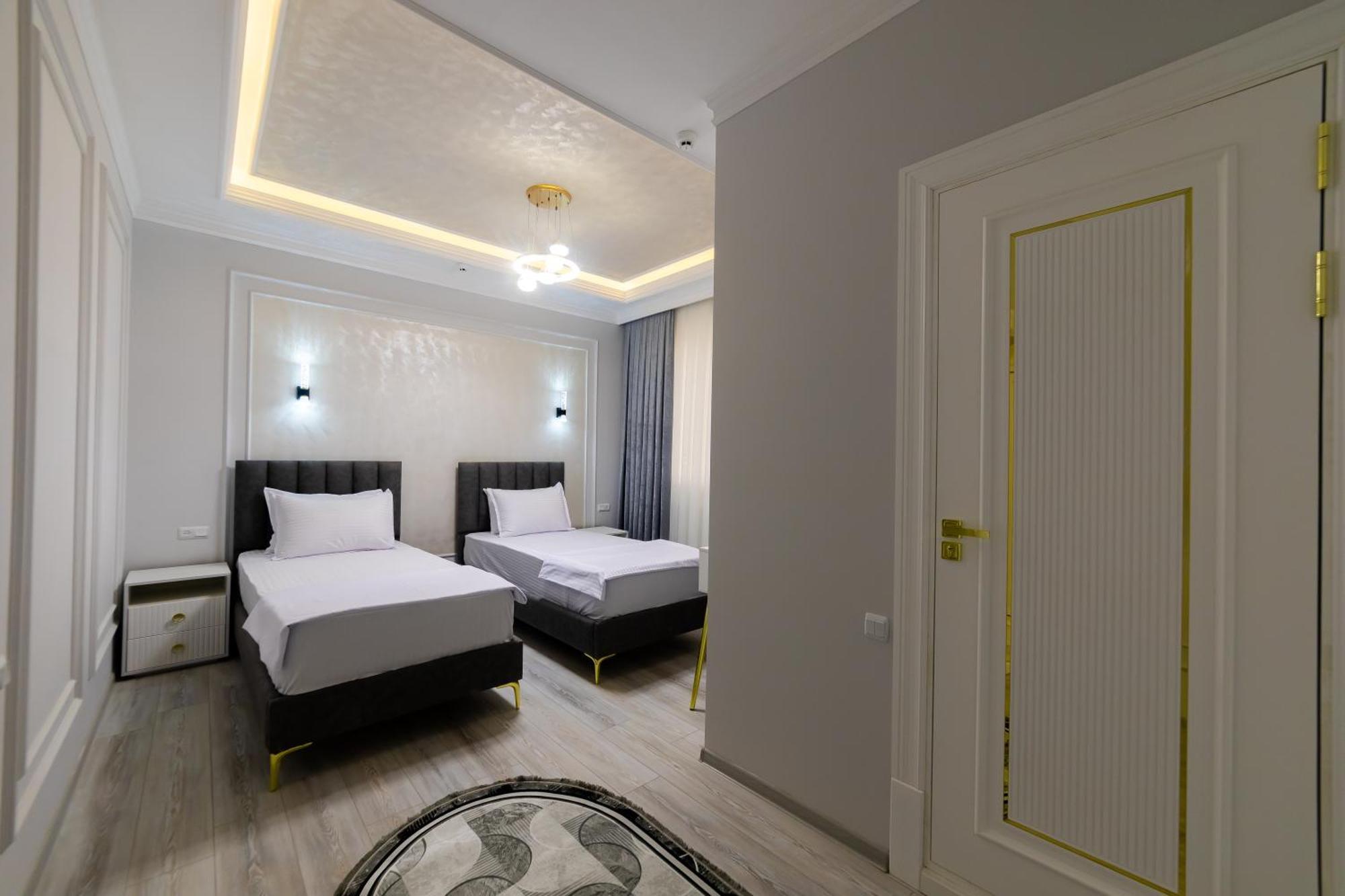 Isakhoja Hotel Khiva ภายนอก รูปภาพ