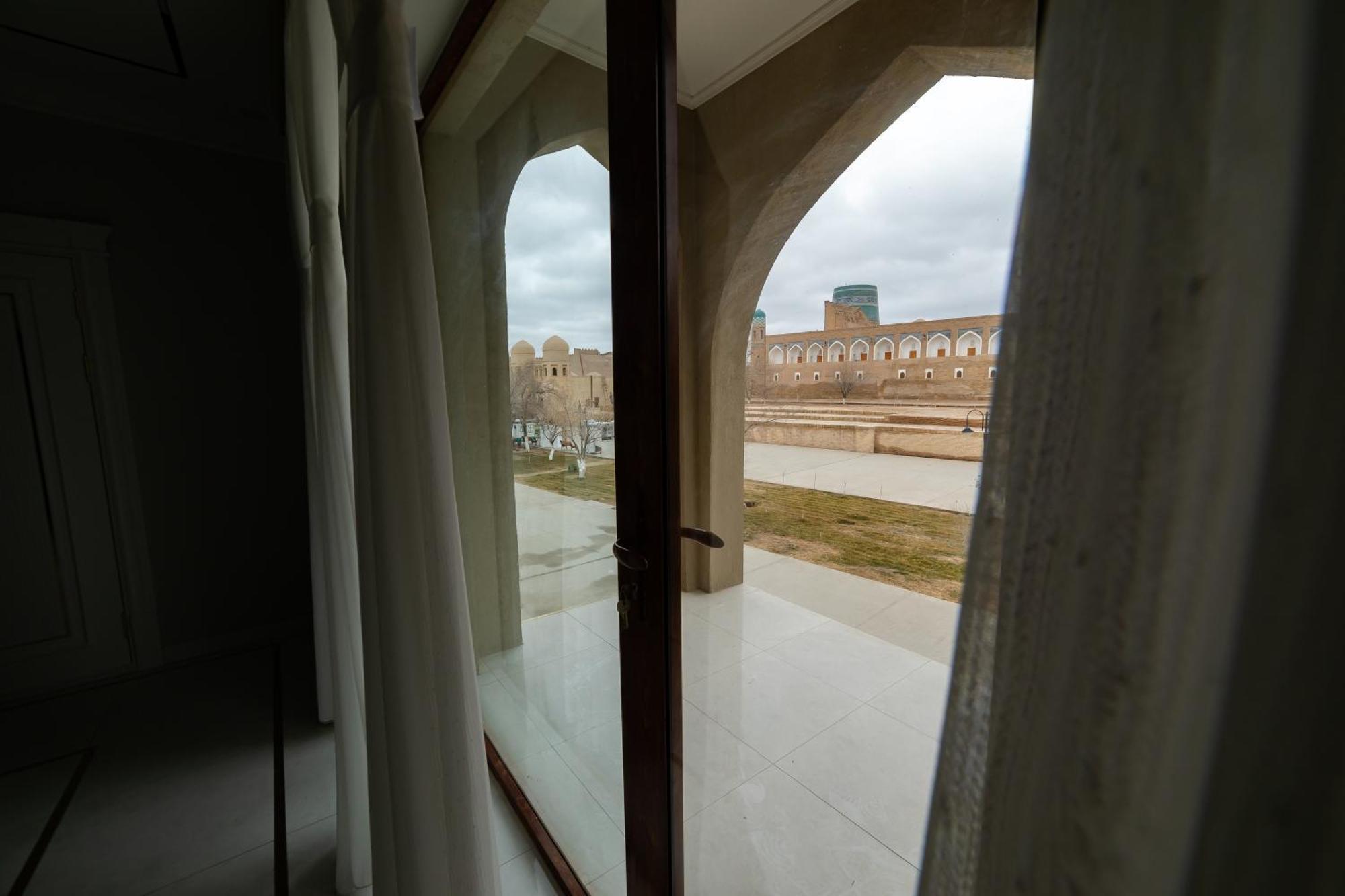 Isakhoja Hotel Khiva ภายนอก รูปภาพ